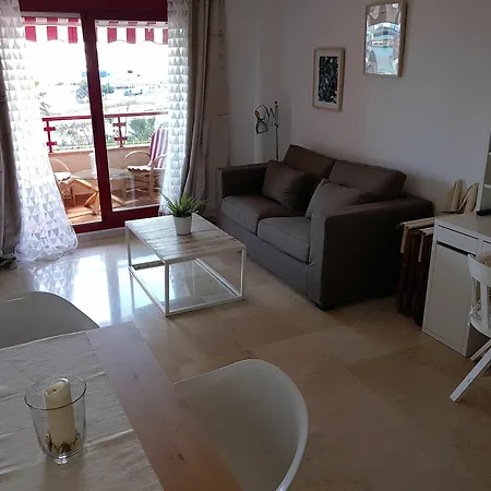 Fan Flat Sunset Apartment