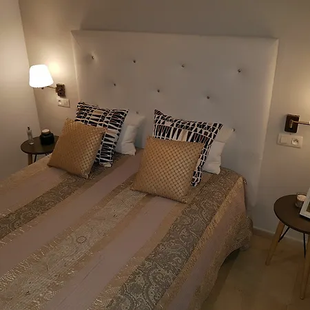 Fan Flat Sunset Apartment